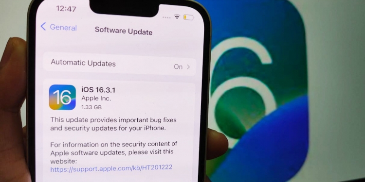 iOS 16.3.1 dilancarkan, nak baiki ciri Crash Detection lagi?