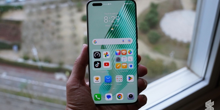 Honor Magic5 Pro ada 3 kamera 50MP dan algoritma pengimejan yang nyata ditambah baik