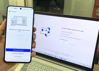 Guna cara ini untuk sambung telefon ke laptop dan lipat gandakan hasil kerja anda