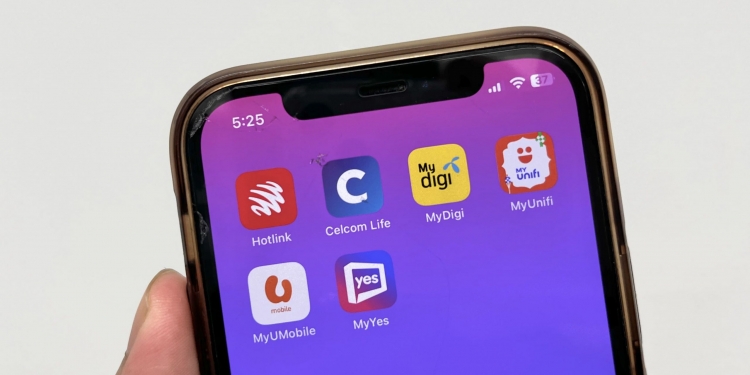 Maxis, CelcomDigi, Unifi Mobile, U Mobile dan Yes beri data tambahan dan pulangan tunai untuk prabayar sempena Hari Raya