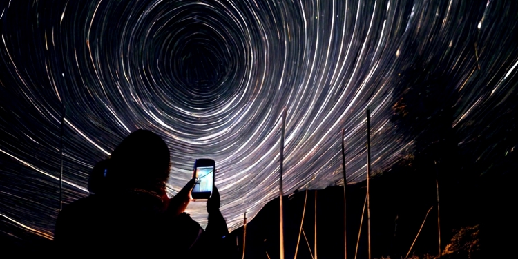 Terokai kosmos dengan astro hyperlapse Samsung Galaxy S23 Ultra