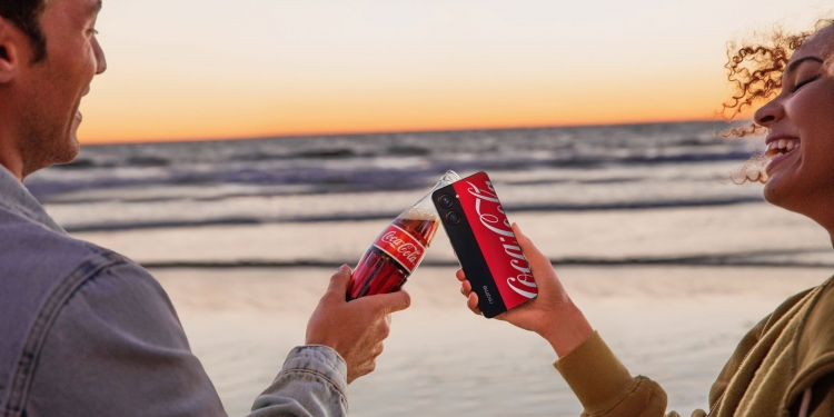 Telefon Coca Cola x Realme edisi terhad akan dilancar di Malaysia pada 12 April