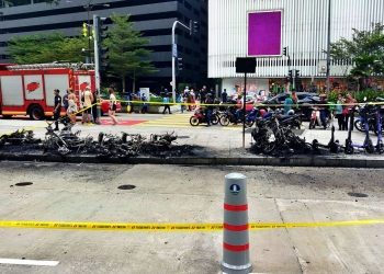 Skuter Beam bersama beberapa motorsikal lain hangus terbakar di KLCC