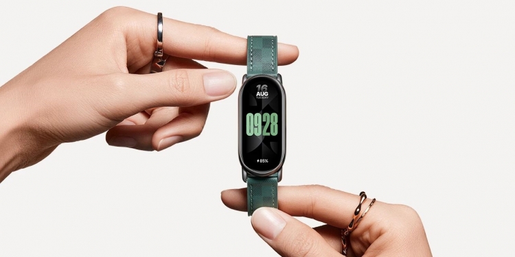 Xiaomi Band 8 alami perubahan fizikal radikal, mampu cerap 150 sukan dengan hayat bateri 14 hari