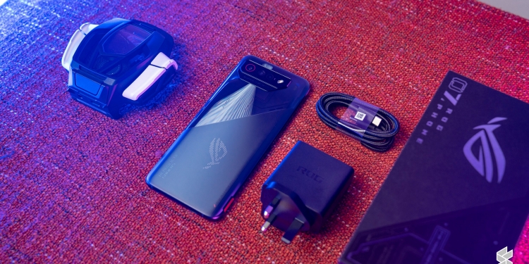 Asus ROG Phone 7: Buka Kotak dan Ulasan Ringkas