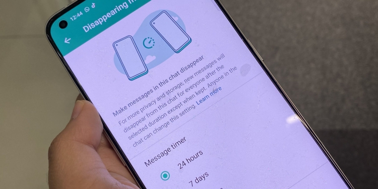 WhatsApp perkenalkan fungsi baru supaya pengguna boleh simpan Disappearing Messages selamanya