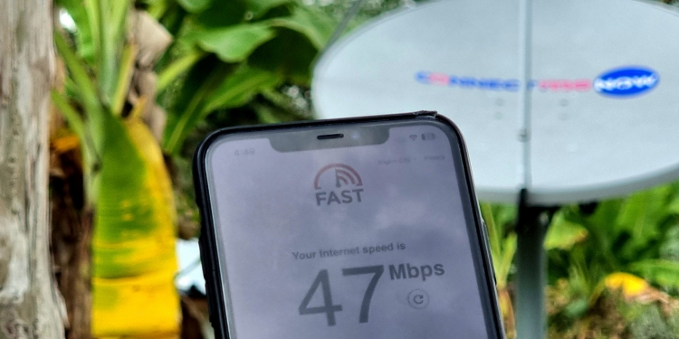 Mencuba Internet ConnectMe Now di Pos Sinderut, kami beroleh 45Mbps