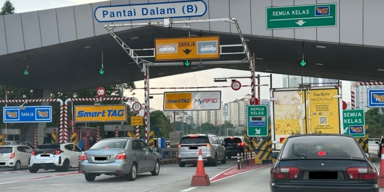 Plaza tol NPE ada mesin sentuh baru, mula terima pembayaran kad selain Touch n Go?