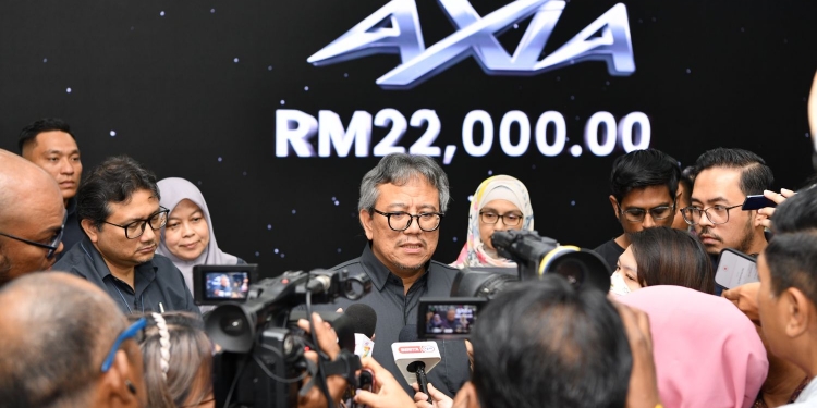 Perodua Axia E 2023: Kereta paling murah di Malaysia, dibina berasaskan model lama, kurang aksesori dan ciri keselamatan