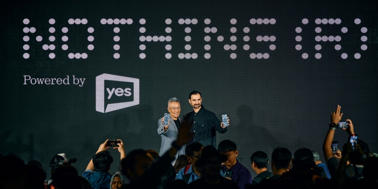 Fon putik dan pengecas percuma bernilai lebih RM500 untuk pembeli terawal Nothing Phone (2) dengan Yes 5G