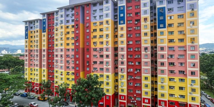 Kerajaan hulur pelbagai bantuan kepada penghuni PPR di bawah Belanjawan 2023 antaranya Internet percuma, kelas pemulihan dan pembaikan lif