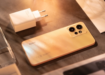 Warna baru Matahari untuk Redmi Note 12 tiba dengan harga lebih murah