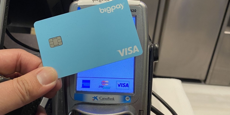 BigPay henti tambah nilai percuma kad kredit, mula caj bayaran luar negara dalam MYR