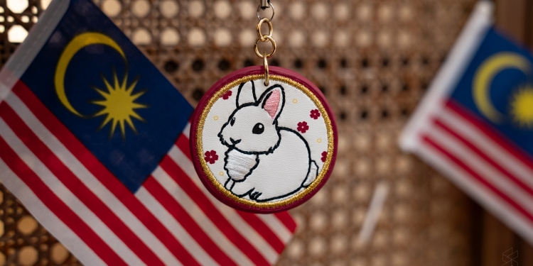 Touch n Go perkenal Charm Edisi Terhad baru bentuk binatang, fungsi macam kad TNG NFC