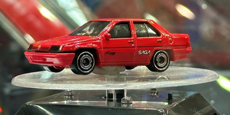 Hot Wheels Proton Saga mula dijual, tapi banyak harga scalper