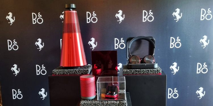 Bang & Olufsen Ferrari Collection dilancar di Malaysia, speaker mewah berwarna merah, dengan harga 5 angka
