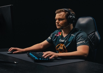 Tetikus & papan kekunci Logitech G PRO X ini sesuai untuk kaki gamers yang mahukan produk premium