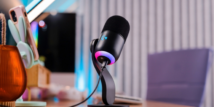 Mikrofon Yeti Logitech ini siap ada lampu RGB lagi, barulah gamers sejati!