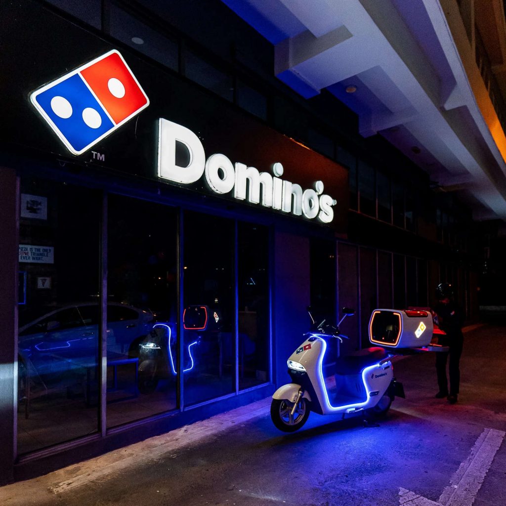 Domino's Pizza dXb
