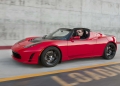 Anda boleh bina Tesla Roadster di rumah, Elon Musk sediakan manualnya