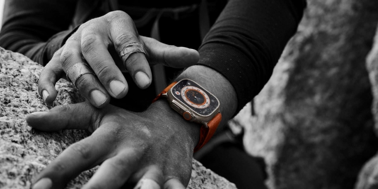 Apple dibenar jual Apple Watch semula di A.S, tapi secara sementara