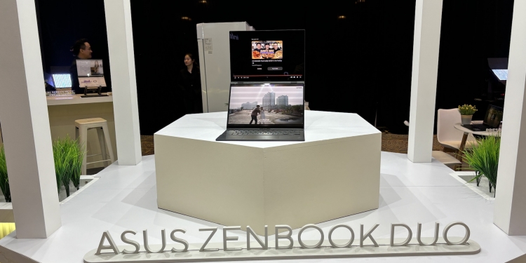 Zenbook DUO: Dua skrin OLED 14″ dengan Intel Core 9, bermula RM9,999