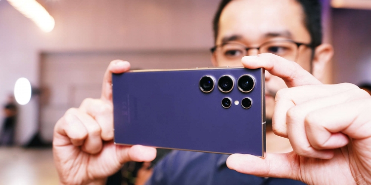 Ada apa dengan Galaxy AI? Ini perkara menarik tentang ciri baharu di siri Samsung Galaxy S24