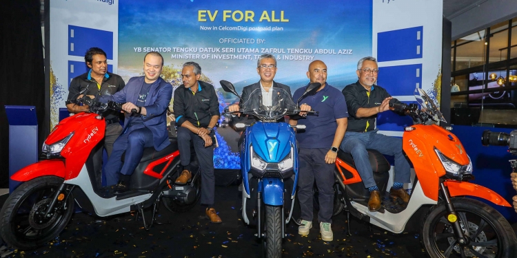 CelcomDigi tawar program sewa beli RydeEV serendah RM169/bulan