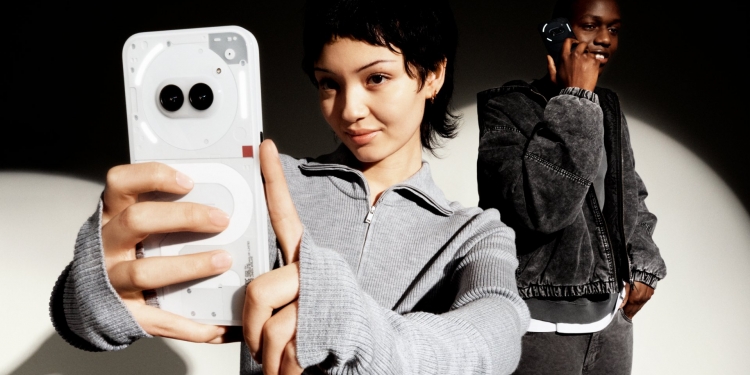 Nothing Phone (2a) diumum berharga bawah RM2,000, penuhi keperluan telefon kelas pertengahan