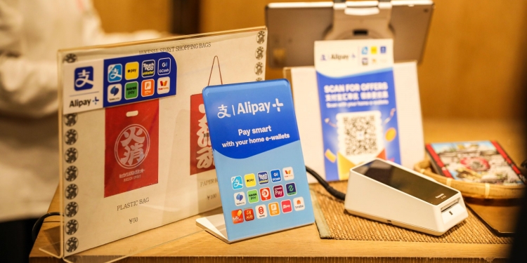 Anda boleh membayar di Jepun menggunakan TNG eWallet, sangat mudah