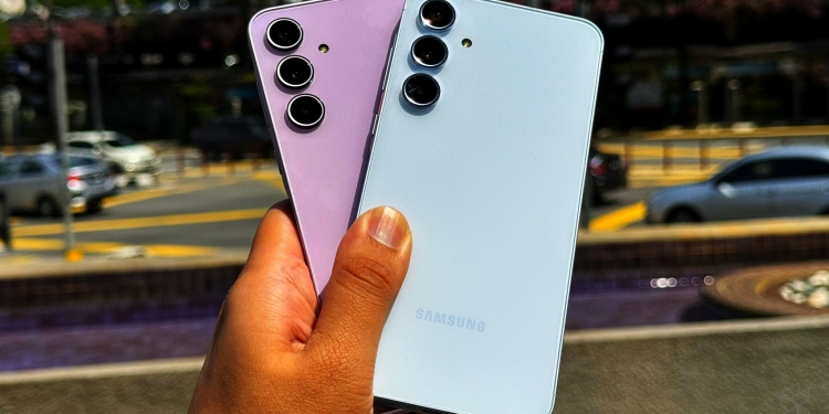 Galaxy A55 5G, teman paling awesome dan boleh dipercayai