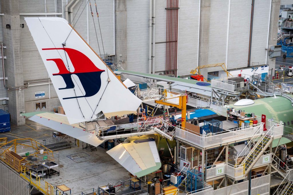 Malaysia Airlines A330neo di Toulouse, Perancis