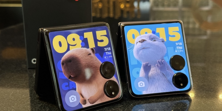 Xiaomi MIX Flip: Telefon lipat dengan kamera Leica dan bateri paling besar 4,780mAh