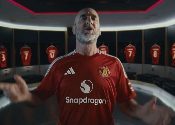Galaxy S24 Ultra diguna rakam iklan Manchester United x Qualcomm