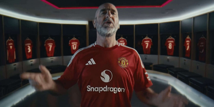 Galaxy S24 Ultra diguna rakam iklan Manchester United x Qualcomm