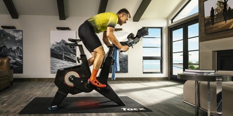 Garmin Tacx NEO Bike Plus, berbasikal dalam rumah seperti pengalaman sebenar
