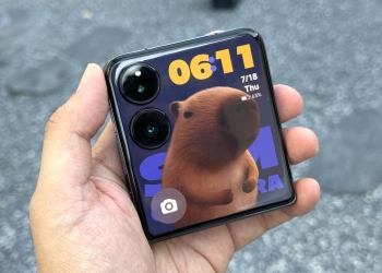 Xiaomi MIX Flip: Telefon lipat dengan kamera Leica dan bateri paling besar 4,780mAh