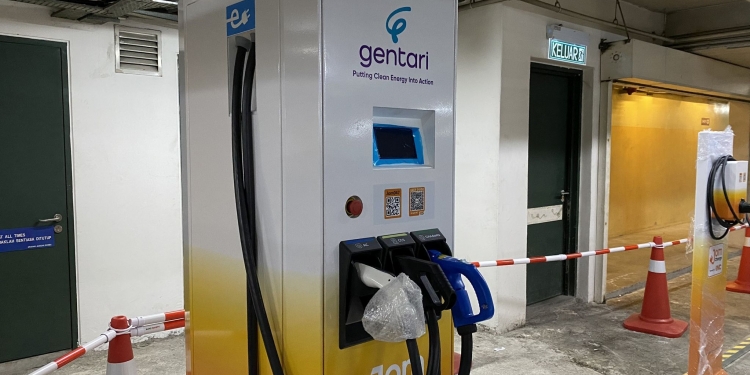 2 pengecas DC 50kW Gentari kini beroperasi di Mid Valley Megamall dan The Gardens Mall