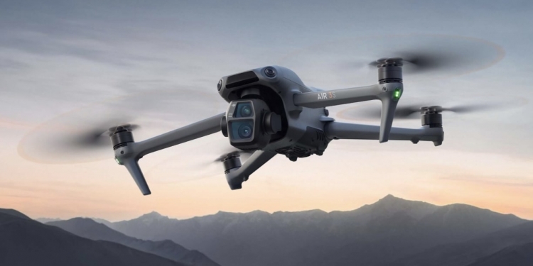 DJI Air 3S diumumkan, sensor kamera lebih besar dan kini dilengkapi LiDAR