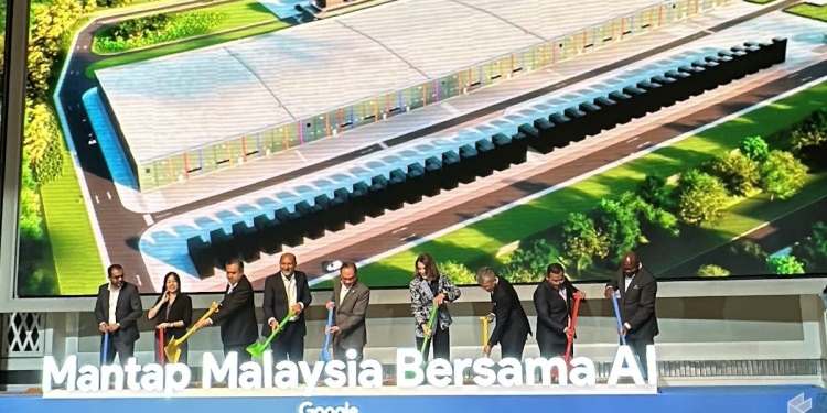 Pecah tanah pusat data Elmina, tanda pelaburan mega Google