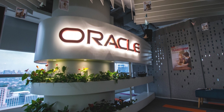 Oracle labur USD6.5 bilion untuk bina fasiliti awan di Malaysia