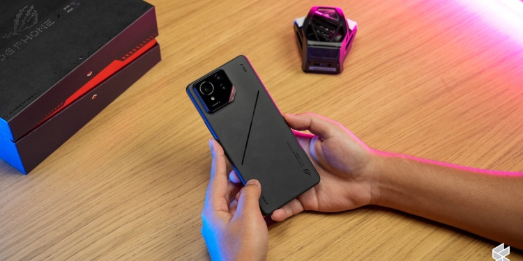 ROG Phone 9 Pro Edition: Prestasi tertinggi, AniMe Vision baru & speaker subwoofer kembali