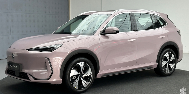 Proton e.MAS 7 kini rasmi, harga bermula RM105,800