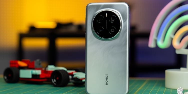 Pandangan awal Honor Magic 7 Pro, sisi lebih rata dan ada teknologi AI lebih canggih