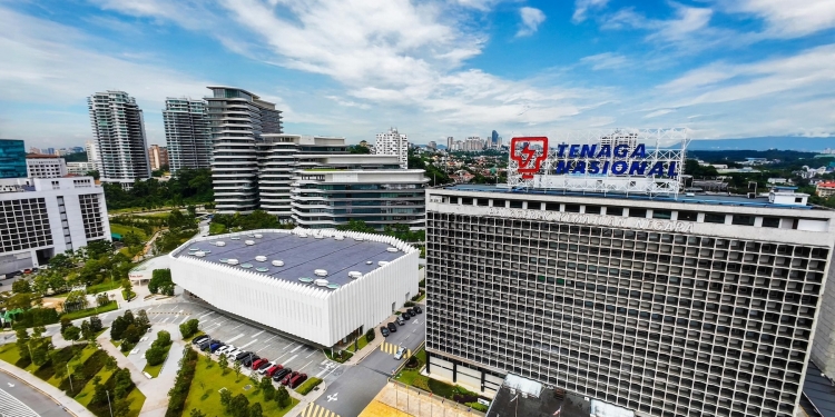 Menerajui masa depan Malaysia: TNB berjanji untuk melabur semula dalam negara