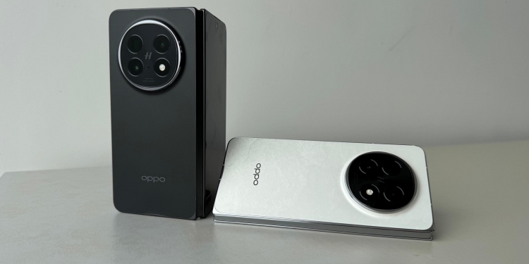 Pandang pertama Oppo Find N5: Telefon lipat ultra nipis pertama kalis air IPX9