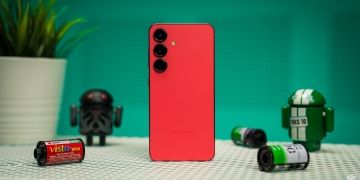 [REVIU] Samsung Galaxy S25: Telefon kecil berkuasa AI tinggi, tapi berbaloi ke?