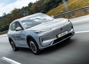 Proton e.MAS 7 model EV paling popular di Malaysia untuk bulan Februari 2025