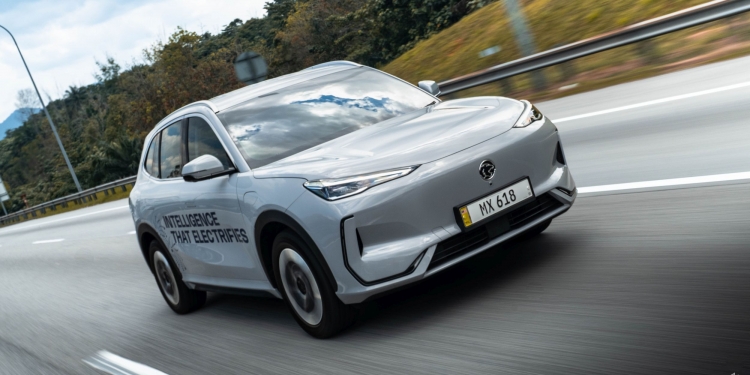 Proton e.MAS 7 model EV paling popular di Malaysia untuk bulan Februari 2025