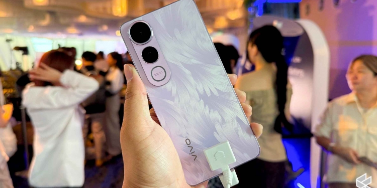 Vivo V50 Lite 5G kini di Malaysia dengan Dimensity 6300 & bateri 6,500mAh, bermula RM1,299